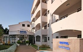 Hotel Flores